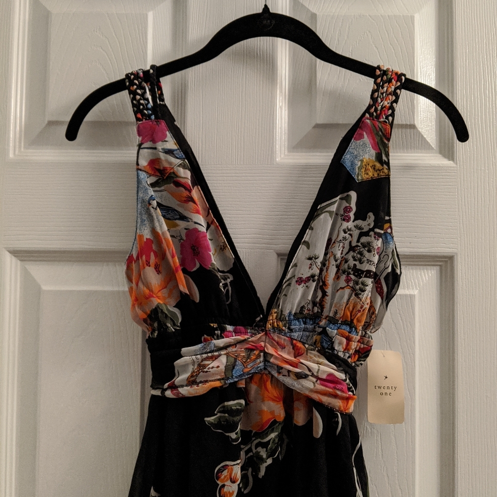 NWT Forever 21 S Black floral chiffon dress - Picture 2 of 3
